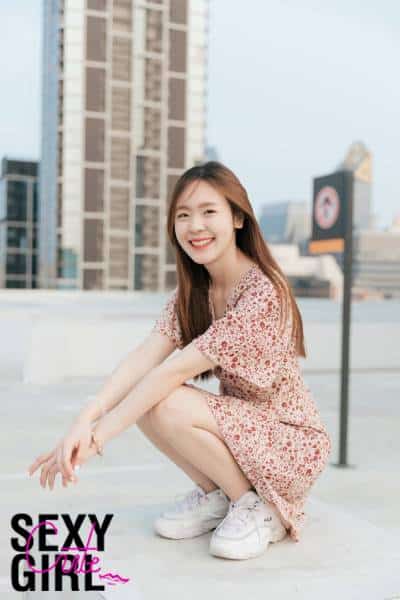 น้อง June