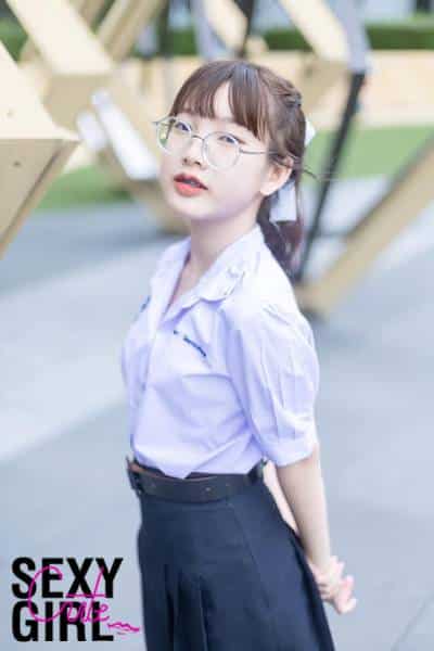 น้อง หญิง