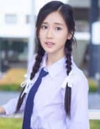 นักเรียนสาวหมวย